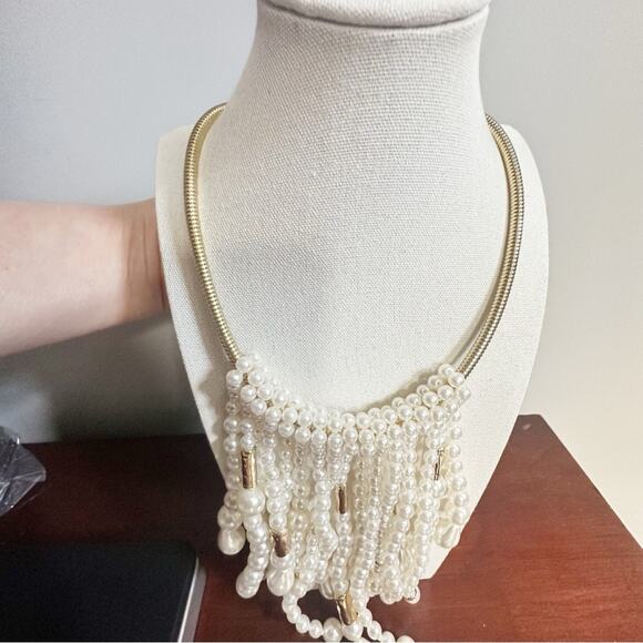 Chico's ASTER FRINGE Necklace Pearl Waterfall Gold Cream NWT $69 Statement - Picture 2 of 10